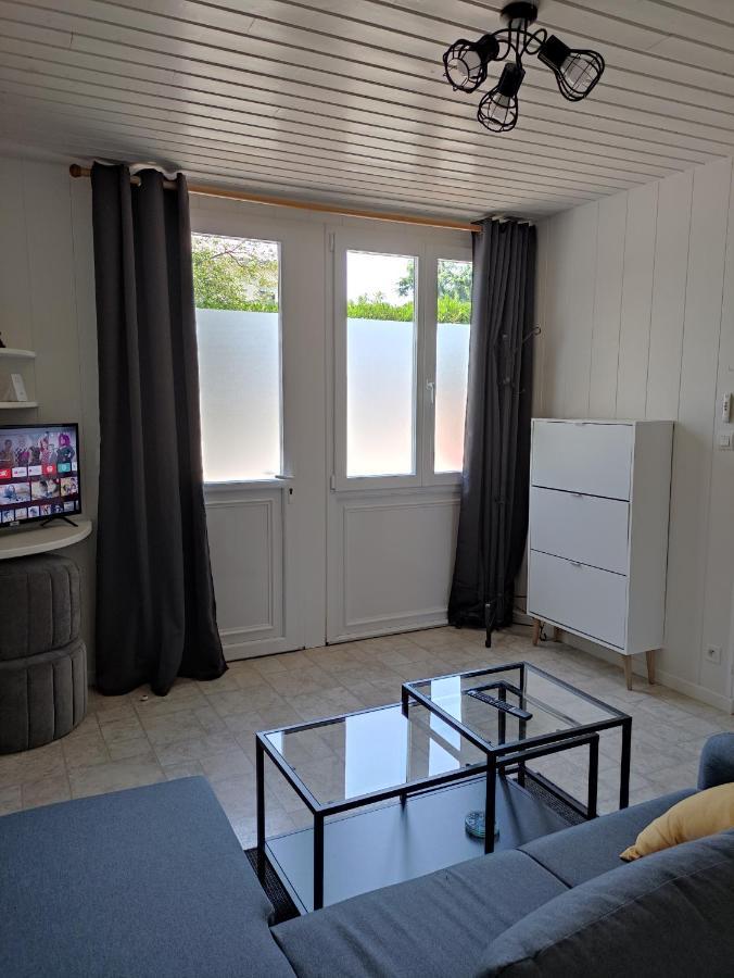 Ferienwohnung L'Entre-Temps Chambretaud Exterior foto